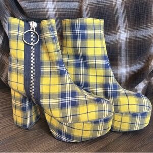 Dollskill Current Mood Yellow and Blue Plaid Mod Platform Heels, Size 8